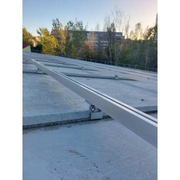 Clema acoperis tabla faltuita prinderi panou solar fotovoltaic