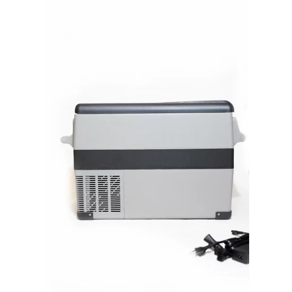 FRIGIDER AUTO CU COMPRESOR SMART COOLER CF45 , 12/24/220V, CU DISPLAY LCD SI BLUETOOTH, TRANSFORMATOR 220V INCLUS, TAXA VERDE INCLUSA