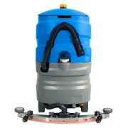 Masina de spalat pardoseli cu om la bord