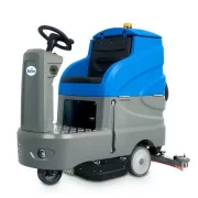 Masina de spalat pardoseli cu om la bord