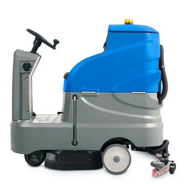 Masina de spalat pardoseli cu om la bord