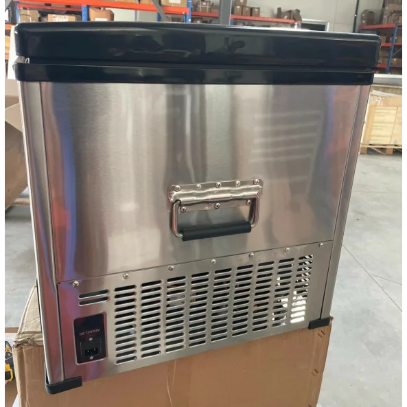 PRODUS RESIGILAT! FRIGIDER AUTO CU COMPRESOR SMART COOLER 110L , 12/24/220V, CU DISPLAY LCD SI BLUETOOTH