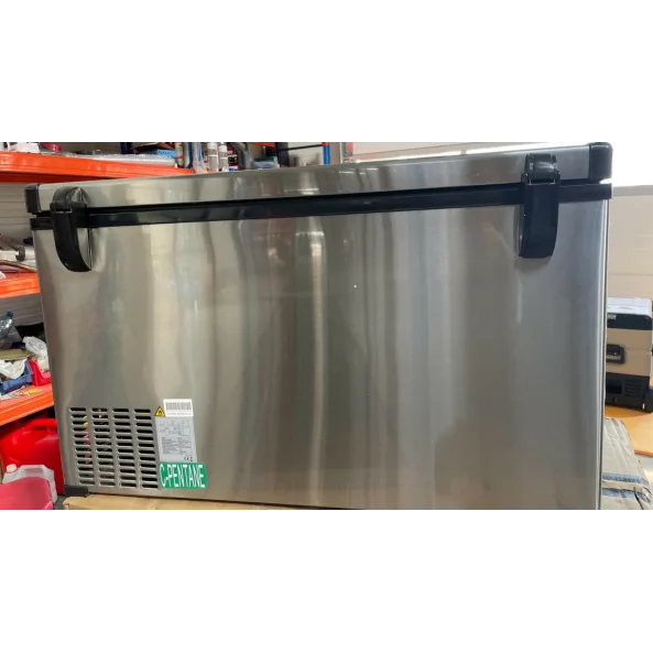 PRODUS RESIGILAT! FRIGIDER AUTO CU COMPRESOR SMART COOLER 110L , 12/24/220V, CU DISPLAY LCD SI BLUETOOTH