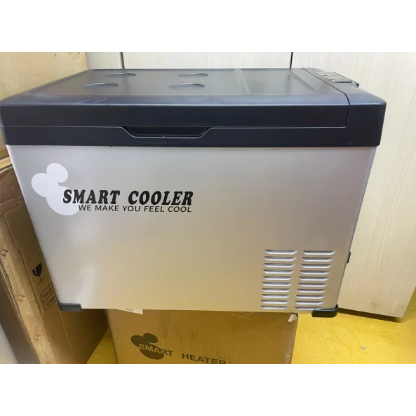PRODUS RESIGILAT! FRIGIDER AUTO CU COMPRESOR SMART COOLER 40L , 12/24/220V, CU DISPLAY LCD SI BLUETOOTH