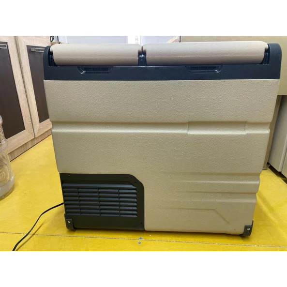 PRODUS RESIGILAT! FRIGIDER AUTO CU COMPRESOR SMART COOLER 55L, CU ZONA DUBLA DE RACIRE, 12/24/220V, CU DISPLAY LCD SI BLUETOOTH