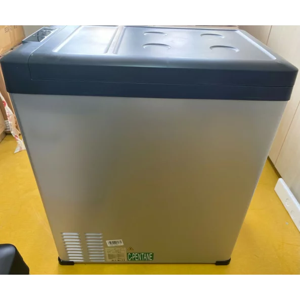 PRODUS RESIGILAT! FRIGIDER AUTO CU COMPRESOR SMART COOLER 75L ,12/24/220V, CU DISPLAY LCD SI BLUETOOTH