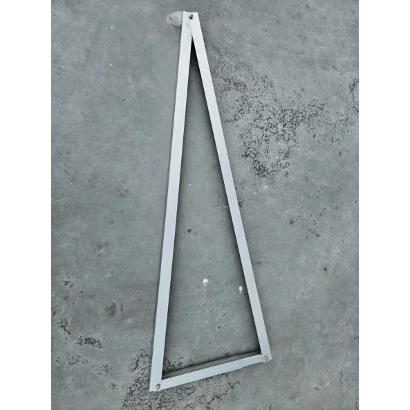 Triunghi de montaj pentru panouri fotovoltaice L1400 ,unghi reglabil intre 15-30 grade